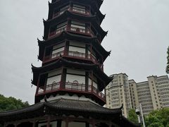 -绳金塔