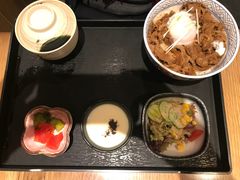 -牛気·越光米牛肉饭(水游城店)