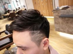 -Mentor Hair Salon
