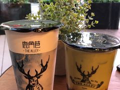 -THE ALLEY 鹿角巷(华润万象城店)