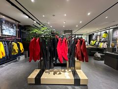 -ARC'TERYX始祖鸟(北京王府中环店)