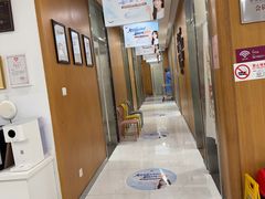 -雅悦齿科(顾村公园店)