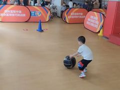 -悦动体能篮球羽毛球网球(三里河店)