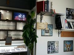 -视野联行眼镜蔡司·依视路官方授权店(顺城店)