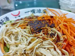 -牛一嘴·兰州牛肉面·大盘鸡(财富中心店)