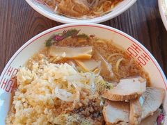 -拉面莊夢語＆中华料理八椿
