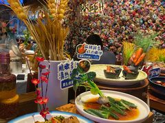 -领鲜活海鲜榴莲自助火锅(东门店)