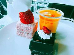 -澳门旅游塔360°旋转餐厅(南湾湖广场店)