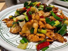 邹皮椒小炒肉-云海肴·汽锅鸡·云南菜(高德置地店)