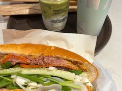 -Bánh Mì Huynh Hoa