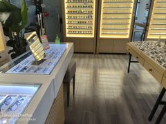 -康利眼镜·蔡司战略合作店(龙泉书房店)