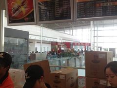 -周黑鸭(武汉天河国际机场五店)