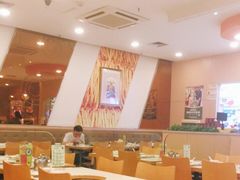 大堂-一席地·本地鸡窝·杭帮鸡火锅(萧山银隆百货店)