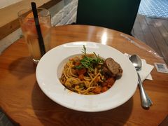 辣咖喱柠香鸡肉意面-雕刻时光咖啡馆(交大店)