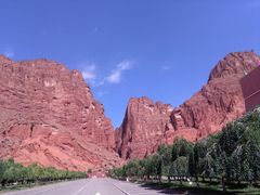 -天山神秘大峡谷