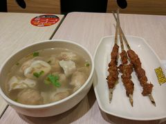 -南城香·饭香串香馄饨香(青年路店)
