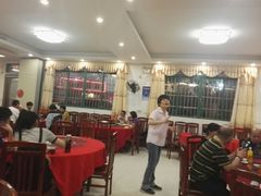 大堂-荣兴河鲜楼