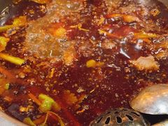 -肖肖酸萝卜鱼火锅(总店)