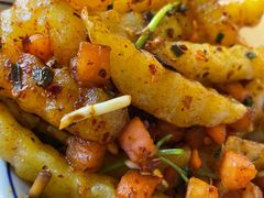 -包整·丝娃娃(一览甲秀楼风景店)