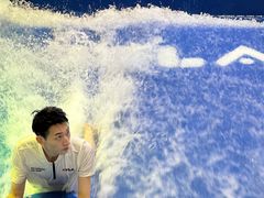 -INLANG饮浪室内冲浪(苏河湾万象天地店)