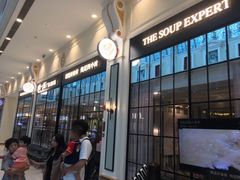 等位区-尚一汤·粤菜海鲜(环球港店)