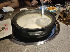 -大匠工房古船木艺术餐厅·猪肚鸡专门店(长白仙岛店)