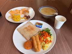 -西安大雁塔科技大学地铁站亚朵酒店