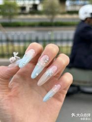 -槿里日式美甲工作室