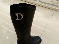 -王府井奥莱临潼小镇(临潼店)