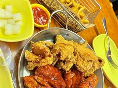 -BHC炸鸡(明洞总店)