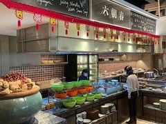 自助取餐区-金海湾自助餐厅(金陵饭店)