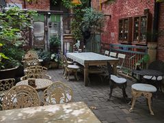 -古董花园(思南路42弄小区店)