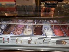 -VENCHI 闻绮(北京国贸商城店)