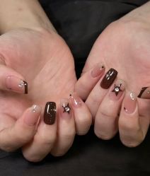 点击看大图 -赢韵美甲美睫瑞士净斑中心