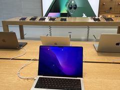 -Apple零售店(玄武湖店)