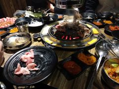 -哈哈碳都·牛肋条无限自助烤肉(台江万达店)