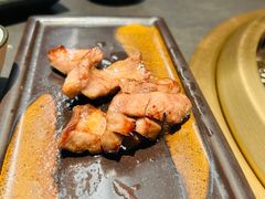 -铭牛烧肉·和牛海鲜自助(高新月牙湖店)