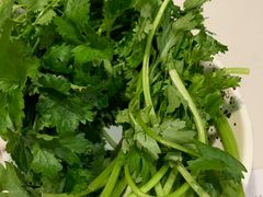 -德林酸菜鱼火锅(南丹店)