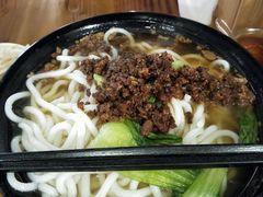 -丽虹云南过桥米线(兴工街店)