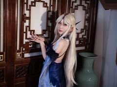-米游妙妙屋cosplay换装自拍摄影体验馆