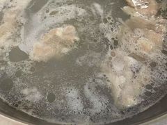 -荣吉招牌自助骨头锅(顾乡店)