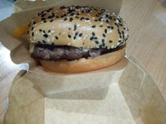 -麦当劳(乳山路店)