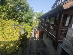 -磁器口古镇