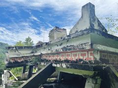 -四川汶川特大地震漩口中学遗址