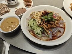 肉丝大拉皮-北平小馆·烤鸭·家常菜(磨房北里店)