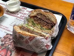-The Habit Burger Grill 哈比特汉堡(复兴soho店)