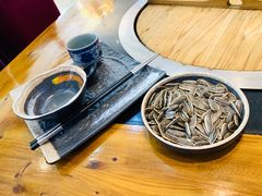-老刘生态大鱼坊铁锅炖鱼(赛马场店)