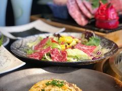 -铭牛烧肉·和牛海鲜自助(高新月牙湖店)