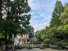 -J Create城市露营咖啡·简餐·宠物(上海动物园店)