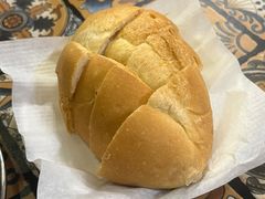 咖喱崩沙牛腩配猪仔包-番茄屋葡式美食(总店)